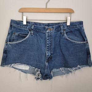 Cut-Off Wrangler Denim Shorts
